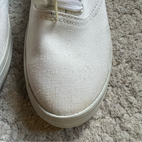 Mickey Unlimited:Deadstock White Canvas Mickey Embroidered Lace Up Sneakers SZ 5 - Picture 6 of 14